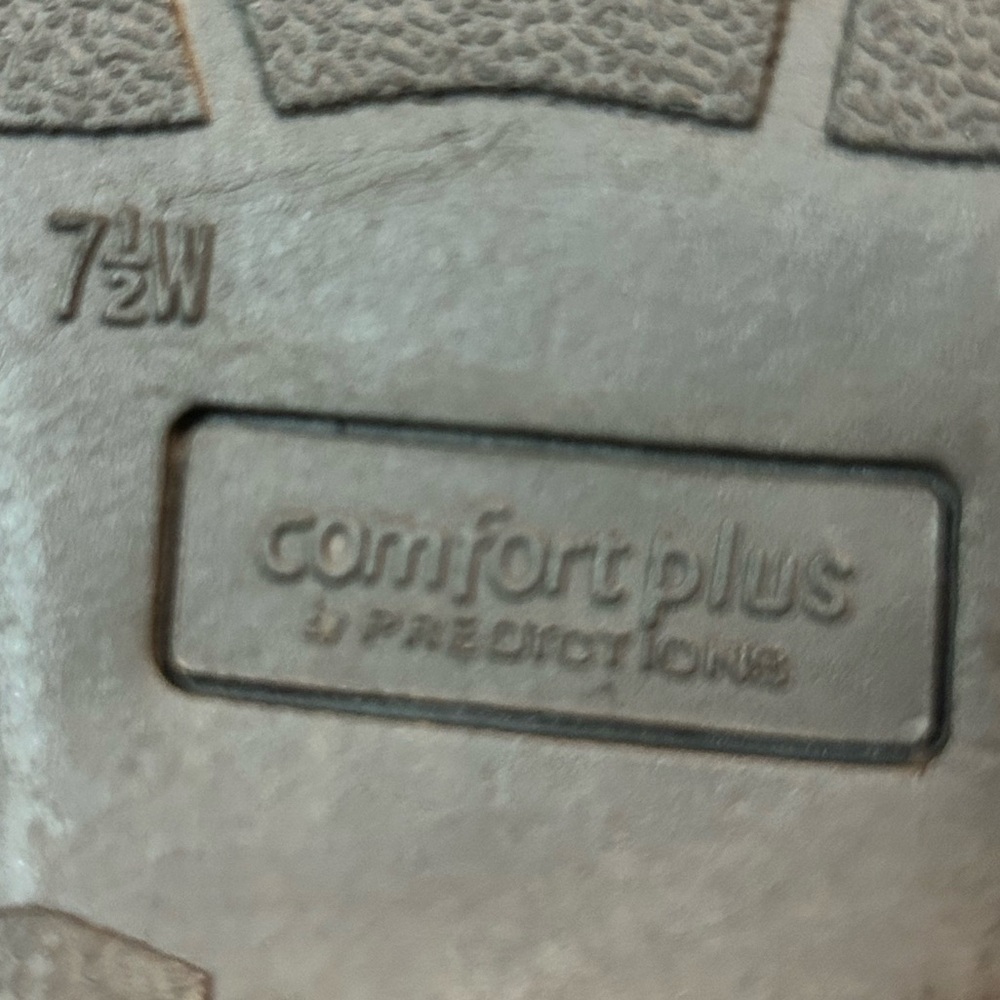 Women’s size 7.5 WIDE Comfort Plus by Predictions Dark Brown loafers - Picture 12 of 13